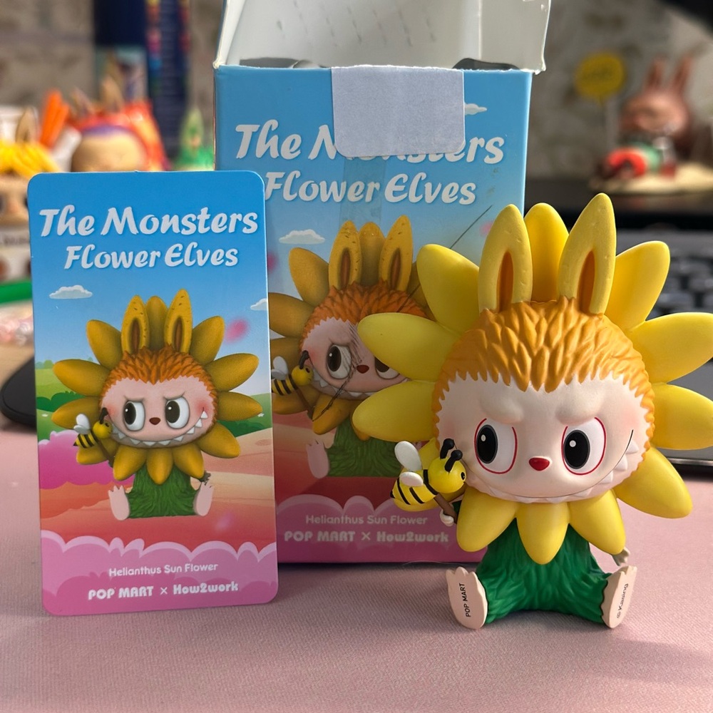 The Monsters Flower Elves - Helianthus Sun Flower/ Popmart Labubu